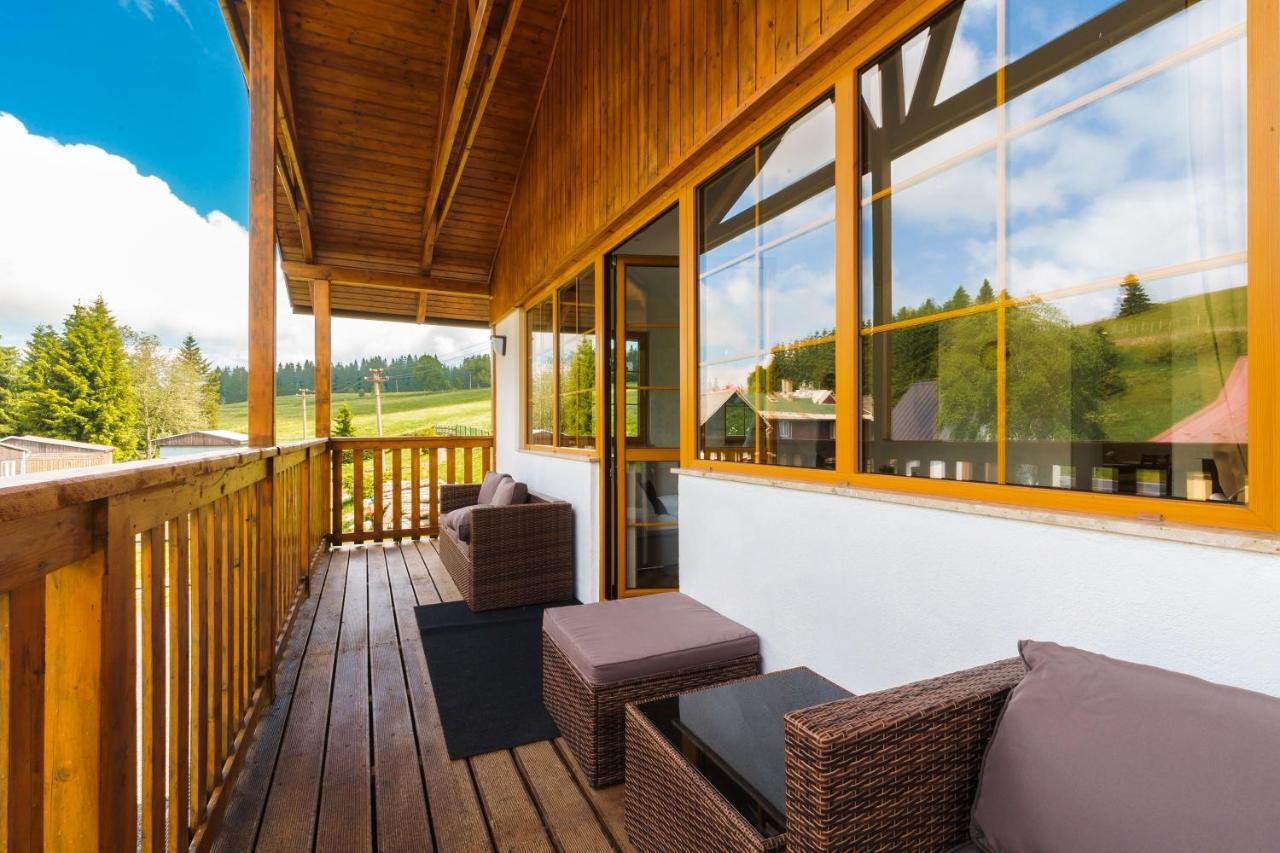 Apartman Ela Horni Blatna Exterior photo