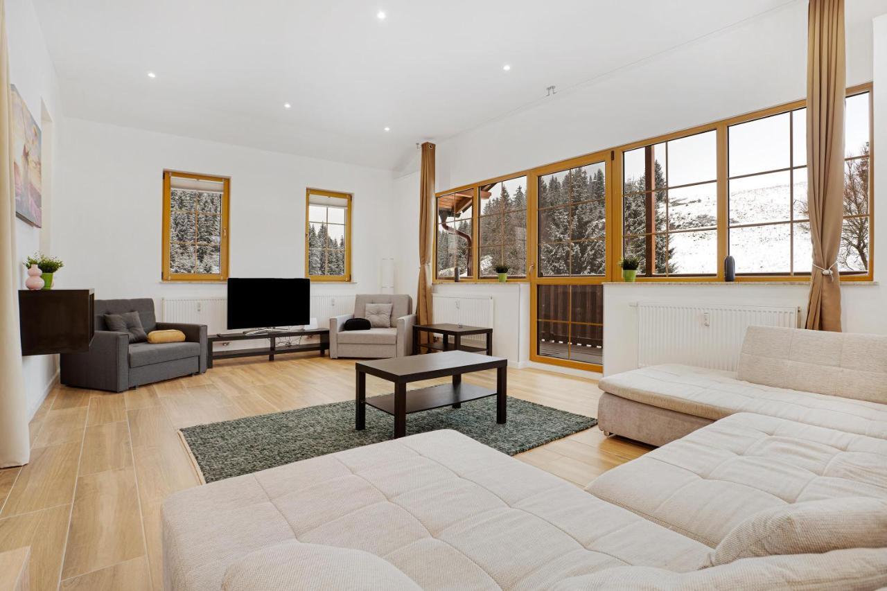 Apartman Ela Horni Blatna Exterior photo