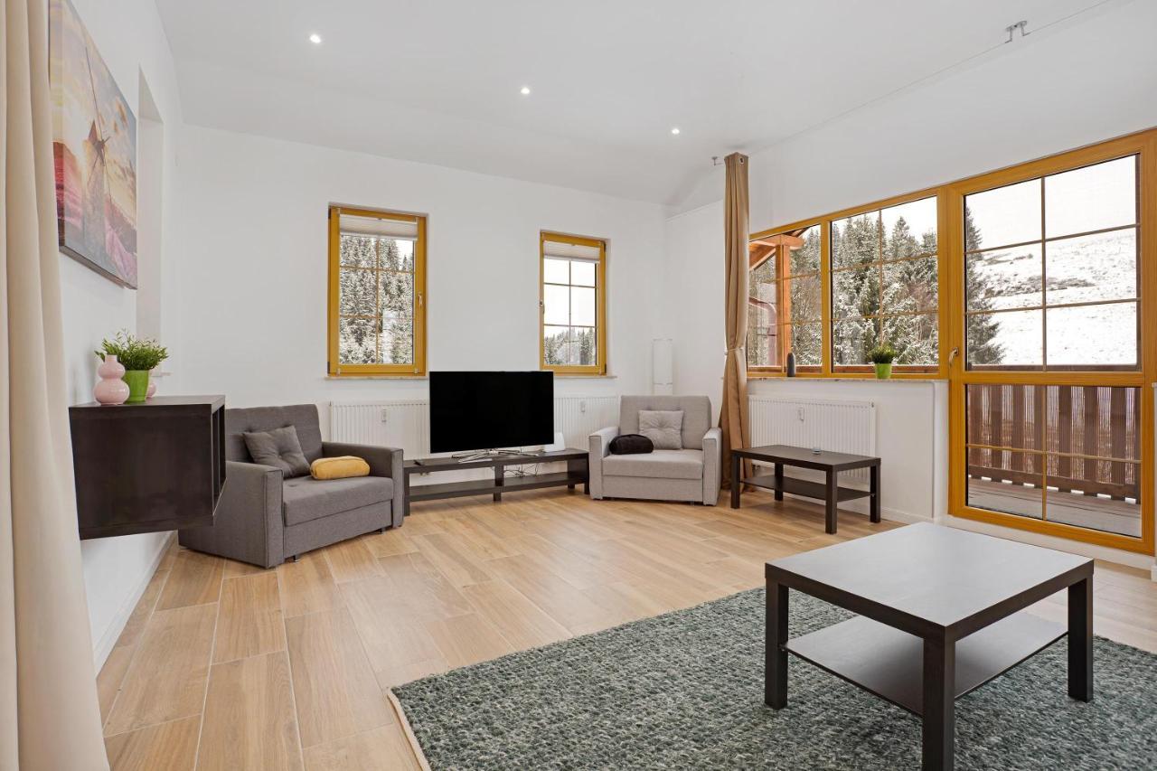 Apartman Ela Horni Blatna Exterior photo